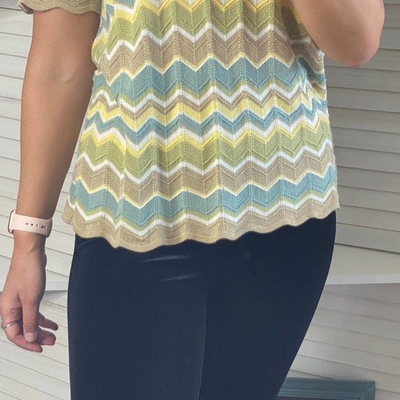 Alfred Dunner colorful chevron short sleeve top - Picture 3 of 7